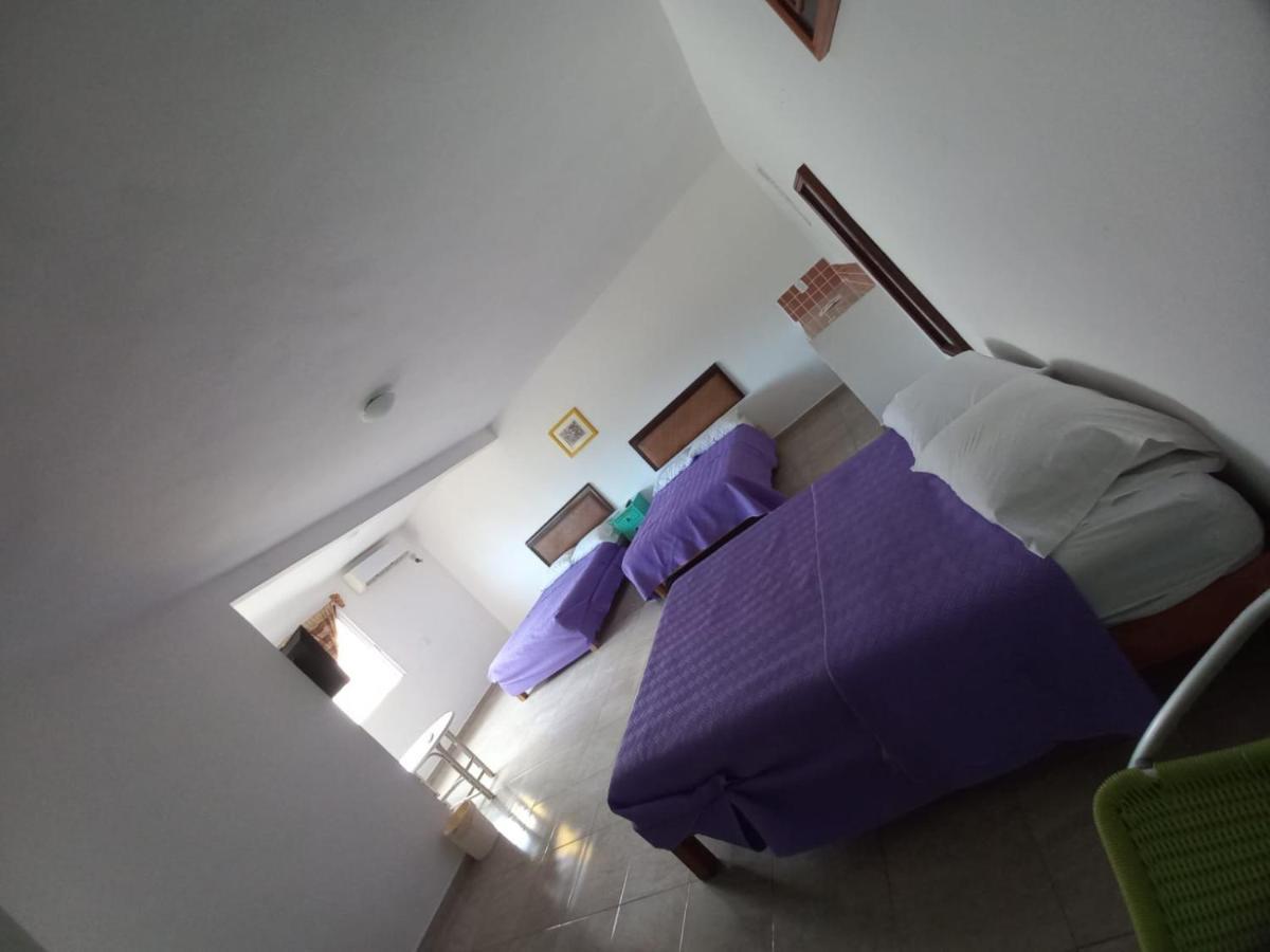 Airport Sleepy Inn Канкун Экстерьер фото