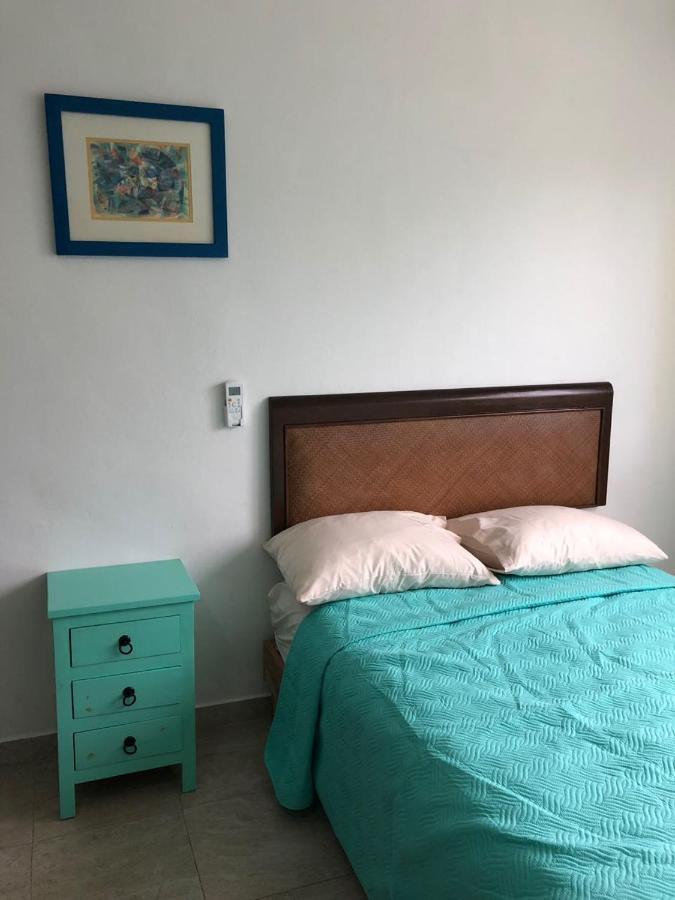 Airport Sleepy Inn Канкун Экстерьер фото